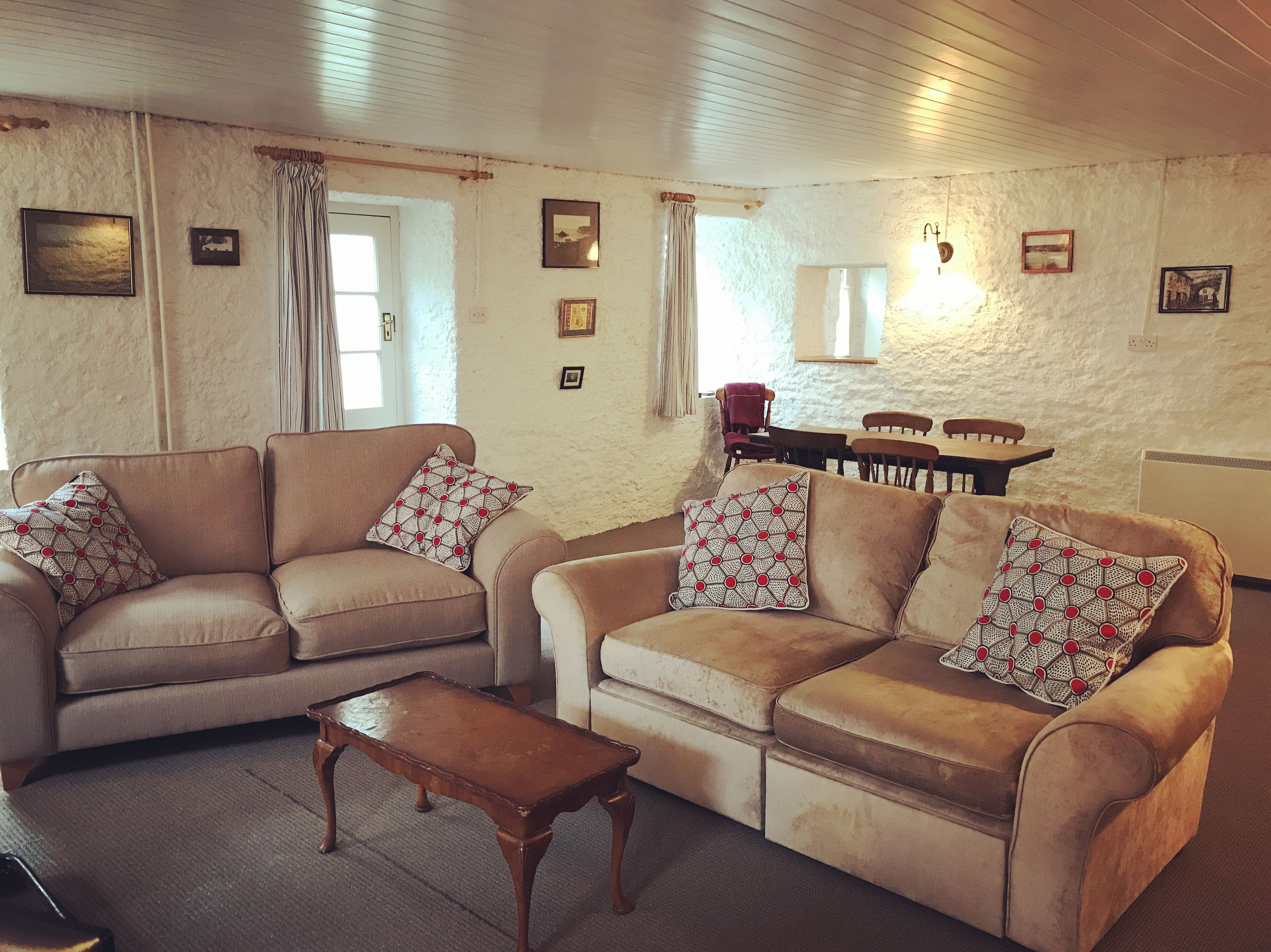 Stable Converted Cottage In The Heart Of Castletownshend