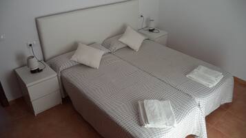 3 dormitorios, caja fuerte, tabla de planchar con plancha y wifi gratis