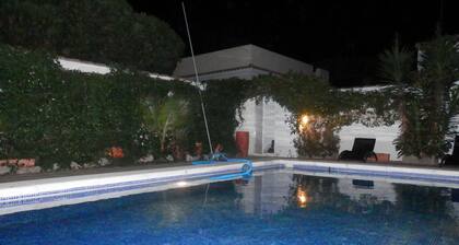 El Olivo (Olive Tree), Colonial villa. Yksityinen allas suuri puutarha