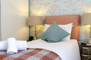 2 Schlafzimmer, Bügeleisen/Bügelbrett, Reisekinderbett, kostenloses WLAN