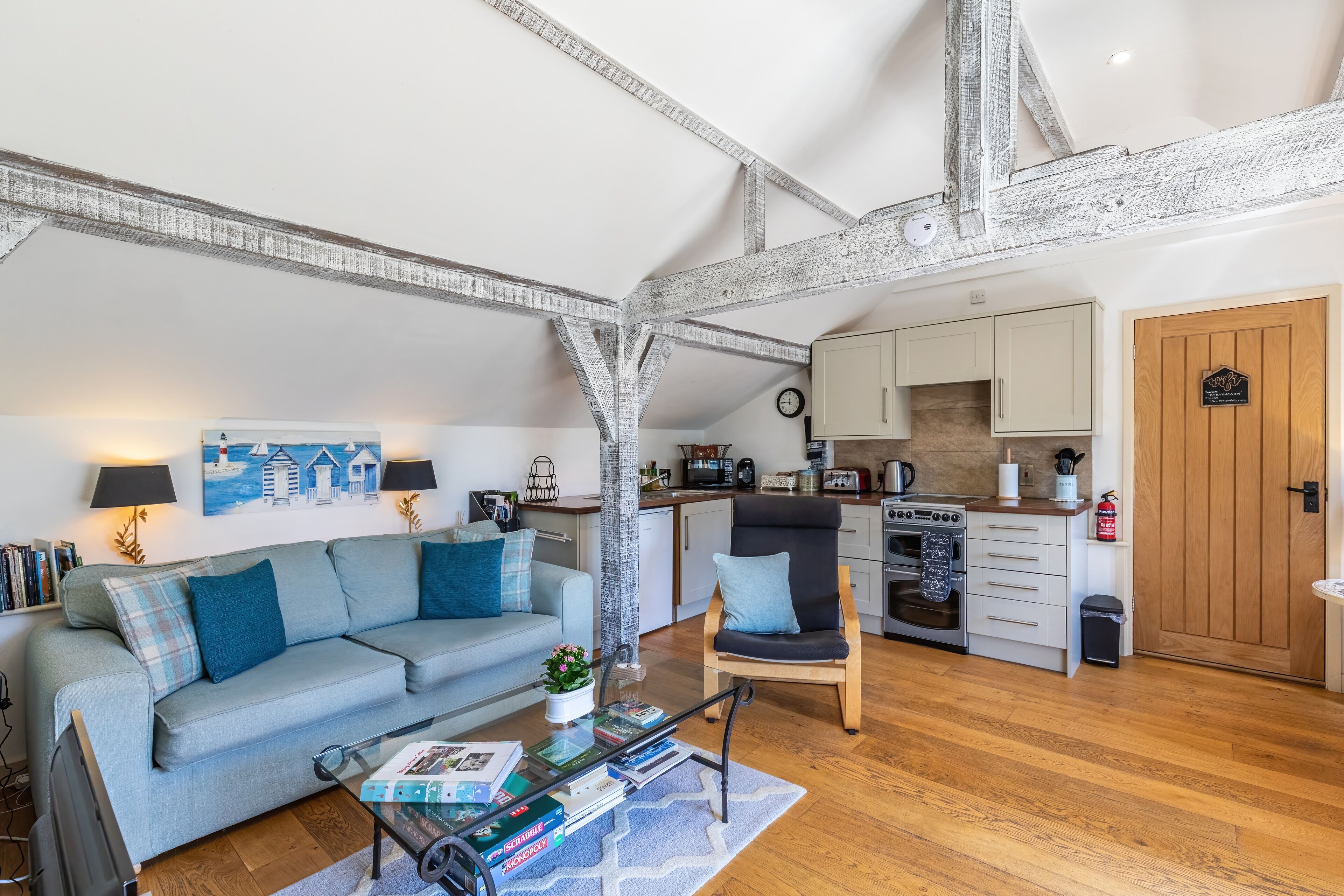 Beautifully appointed  Cottage With Open Parkland Views