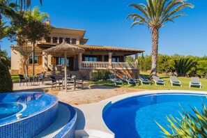 Outdoor pool - Holiday villa for 10 people near Cala D'Or and Cala Sanau. (Cala D'Or)