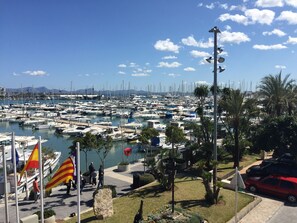 Marina - 🌴Spacious Family Villa with Private Pool & Sea Views, Just 250m from the Sea! (Alcanada)