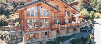 Beautiful chalet in the Swiss Alps with stunning views and private hot tub