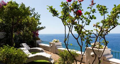 Casa dell'Ammiraglio. charming villa in the heart of Positano. with sea view