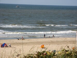 Plage à proximité, chaises longues
