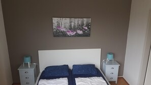 2 Schlafzimmer, Bügeleisen/Bügelbrett, kostenloses WLAN, Bettwäsche