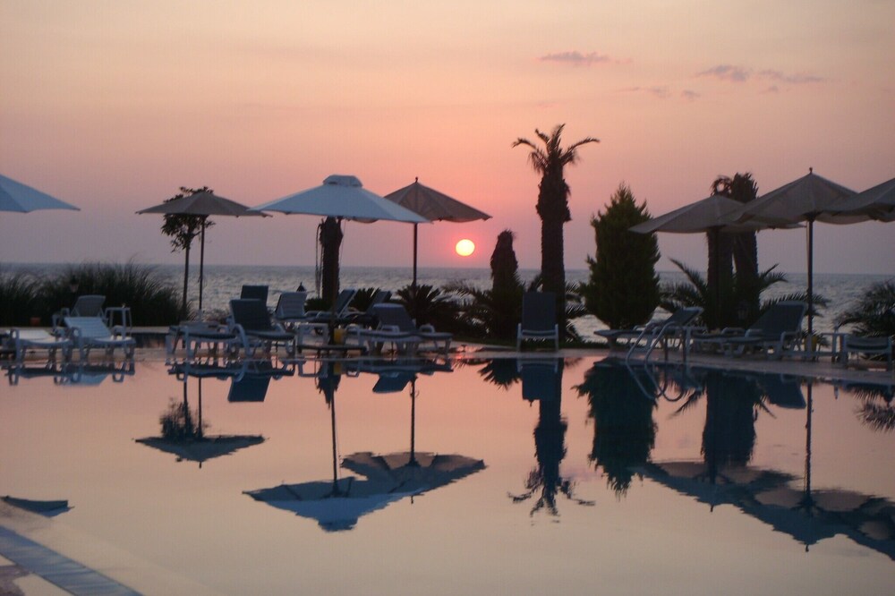 2 Bedroom Sea View Holiday Apartment Rental, near Güvercinlik, Bodrum
