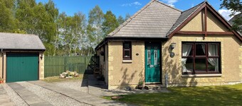 Scott’s House – Family-Friendly Aviemore Retreat in beautiful location.