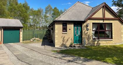Scott’s House – Family-Friendly Aviemore Retreat in beautiful location.