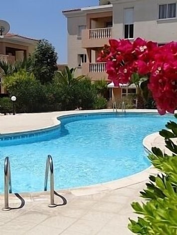 Image of Luxury apartment, UK TV and free WIFI. Near beach and restaurants, pool view  