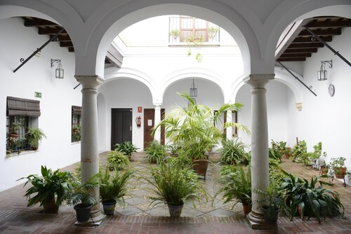 PALACIO LAS PALOMAS HOUSE. Apt. Centro 600m. Beach with garage. SPECIAL OFFER 2018