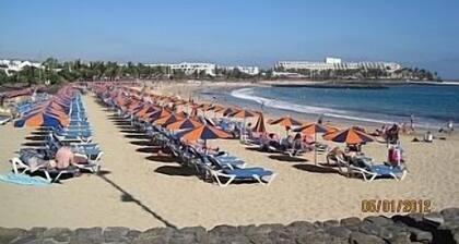 Playa Bastian, Apartamento en planta baja, complejo encantador, WIFI, cerca de todas las comodidades
