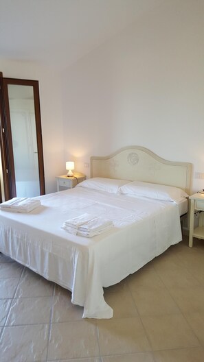 3 bedrooms, iron/ironing board, bed sheets - Amazing sea view on golfo aranci and Tavolara island (golfo aranci)