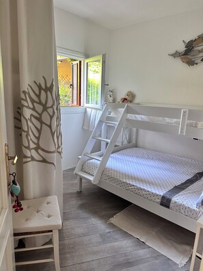 3 bedrooms, iron/ironing board, travel crib, free WiFi