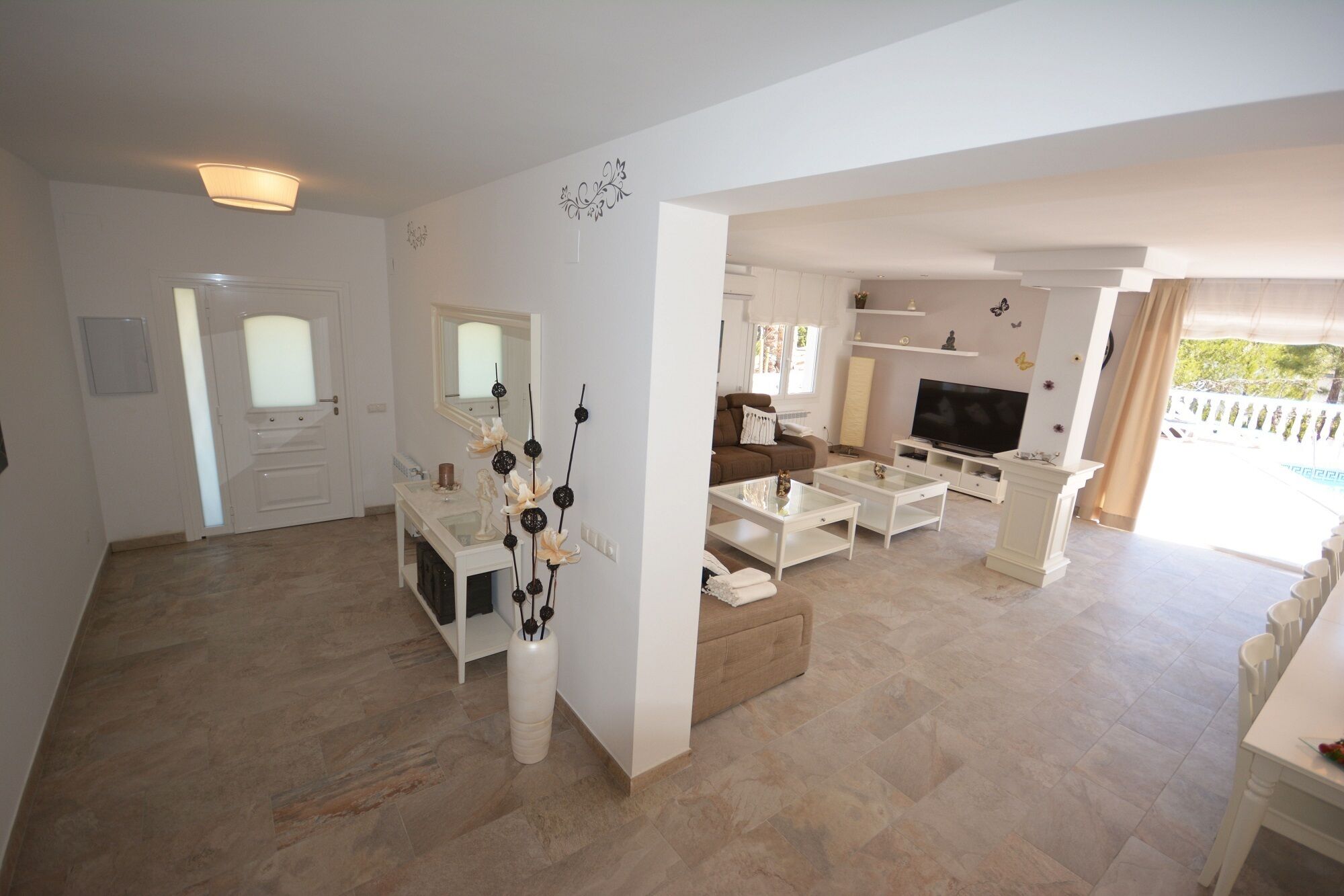 Villa Yuca, 17p, sea view, luxuous, airco , wifi, pool, centrally located, BBQ