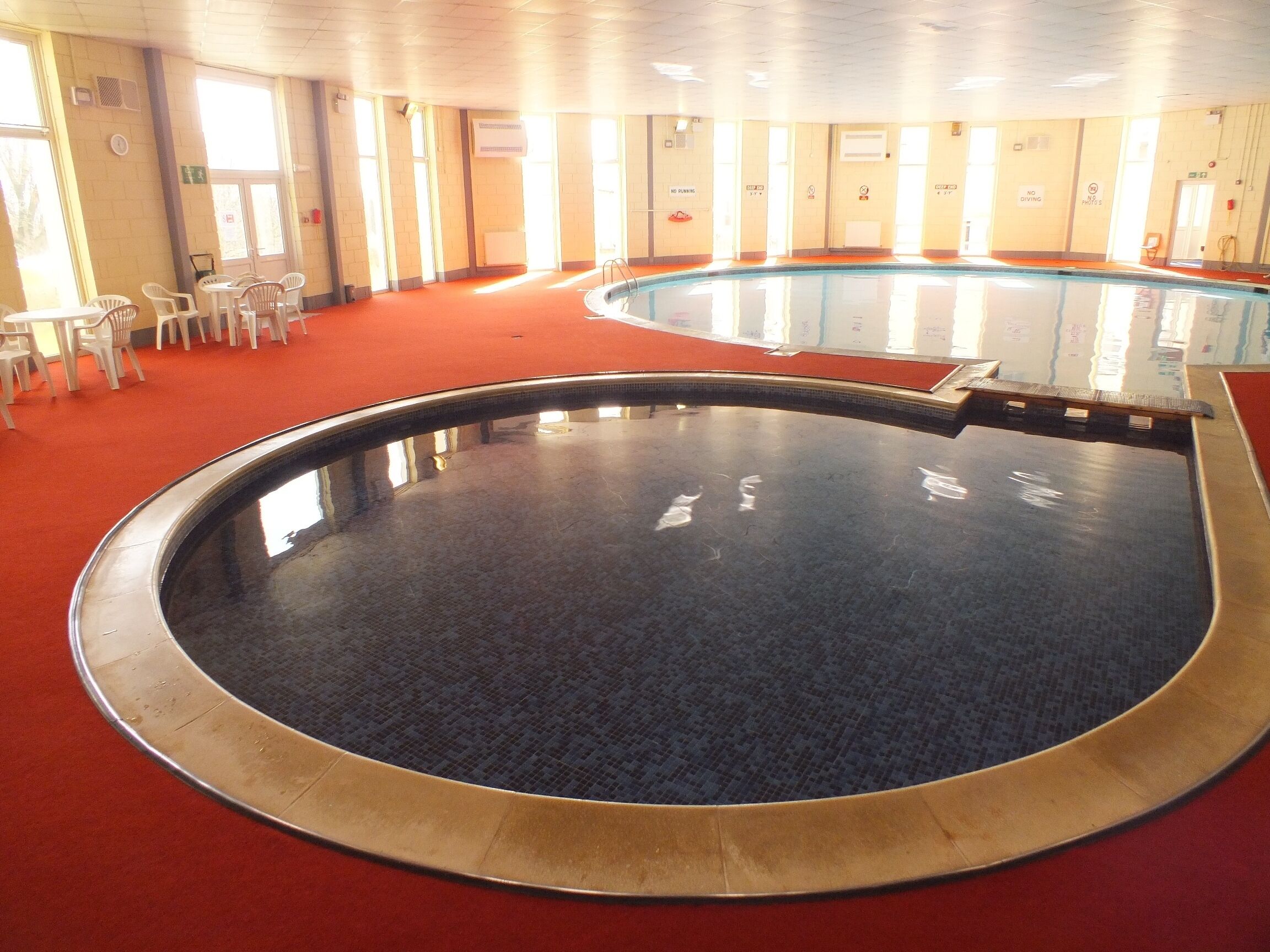 Indoor pool, outdoor pool