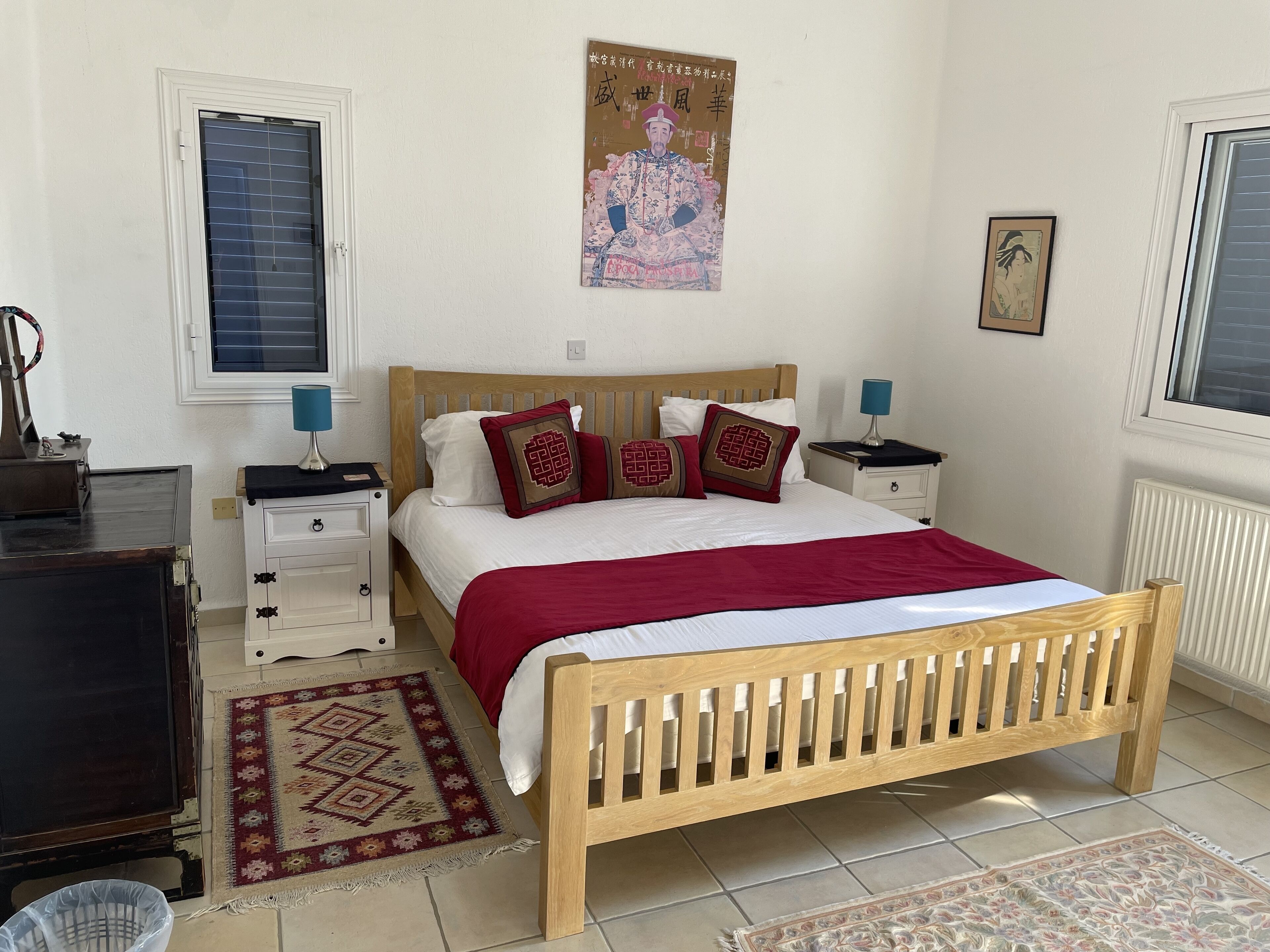 4 Schlafzimmer, Zimmersafe, Bügeleisen/Bügelbrett, kostenloses WLAN