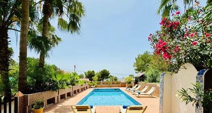 âââââ 7 minutes de Playa den Bossa et de la ville dâIbiza, piscine, barbecue et aire de jeux