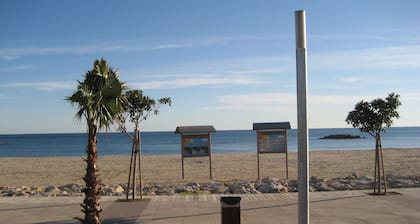 VILLA DE LUJO EN CAMBRILS-TARRAGONA. 200 m PLAYA.