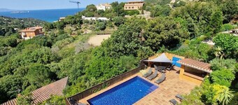 Quality villa short10 minute walk to Begur & free bus to local beach available