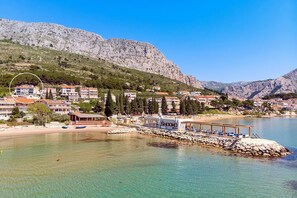 Beach nearby, sun loungers, beach towels - Luxury VILLA BANE, heated private pool and jacuzzi, sandy beach 120m far, 12 pax (Duce)