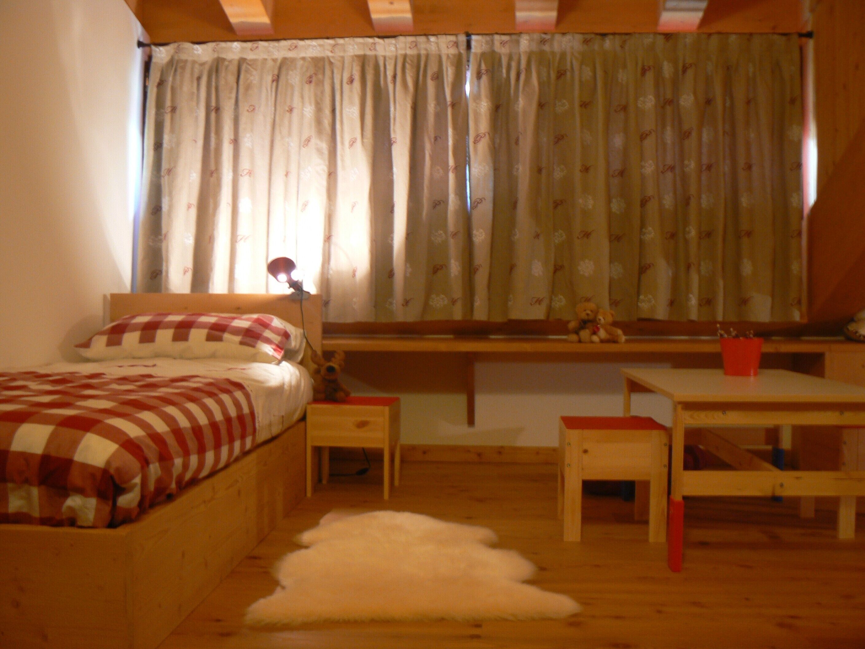 New apartment, overlooking the Dolomites a few miles from Cortina rent