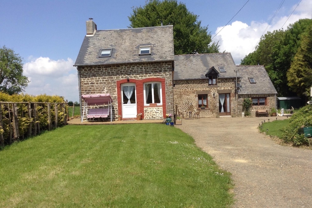 A beautiful renovated Gite set in peaceful and tranquil Normandy countryside