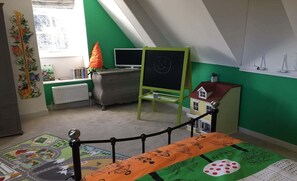 6 sovrum, strykjärn/strykbräda, gratis wi-fi och sängkläder