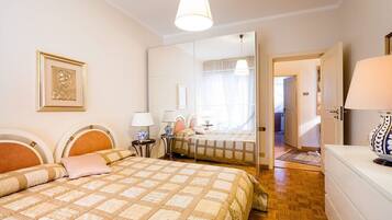 2 habitaciones, tabla de planchar con plancha y wifi gratis