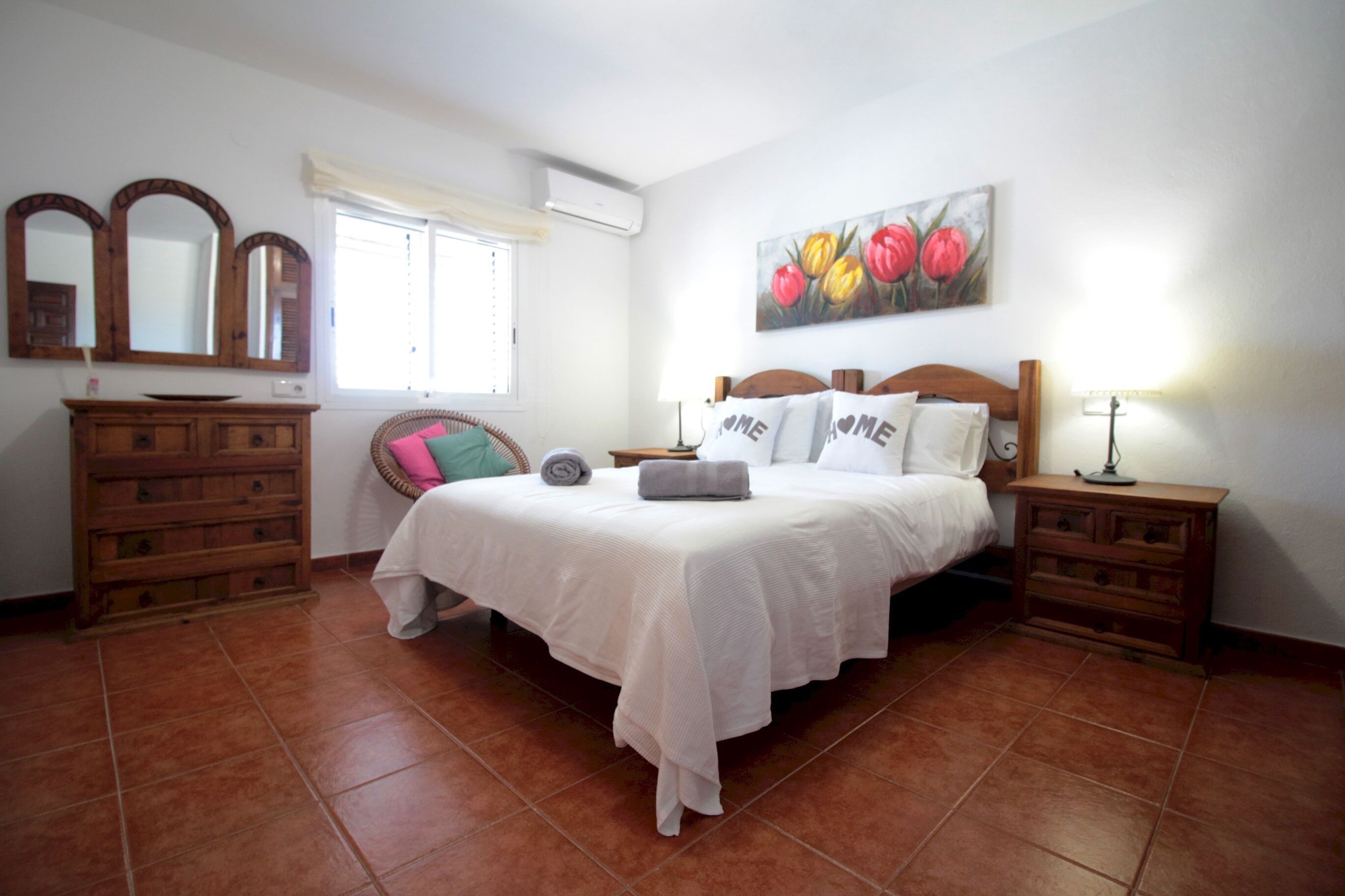 3 bedrooms, iron/ironing board, free WiFi, bed sheets