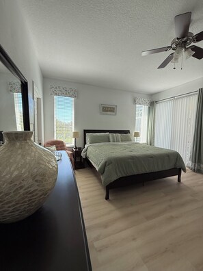 4 bedrooms, in-room safe, iron/ironing board, travel crib