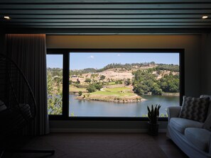 Interior - Private Riverside Hideaway | Infinity Pool & Kayak (Maureles)