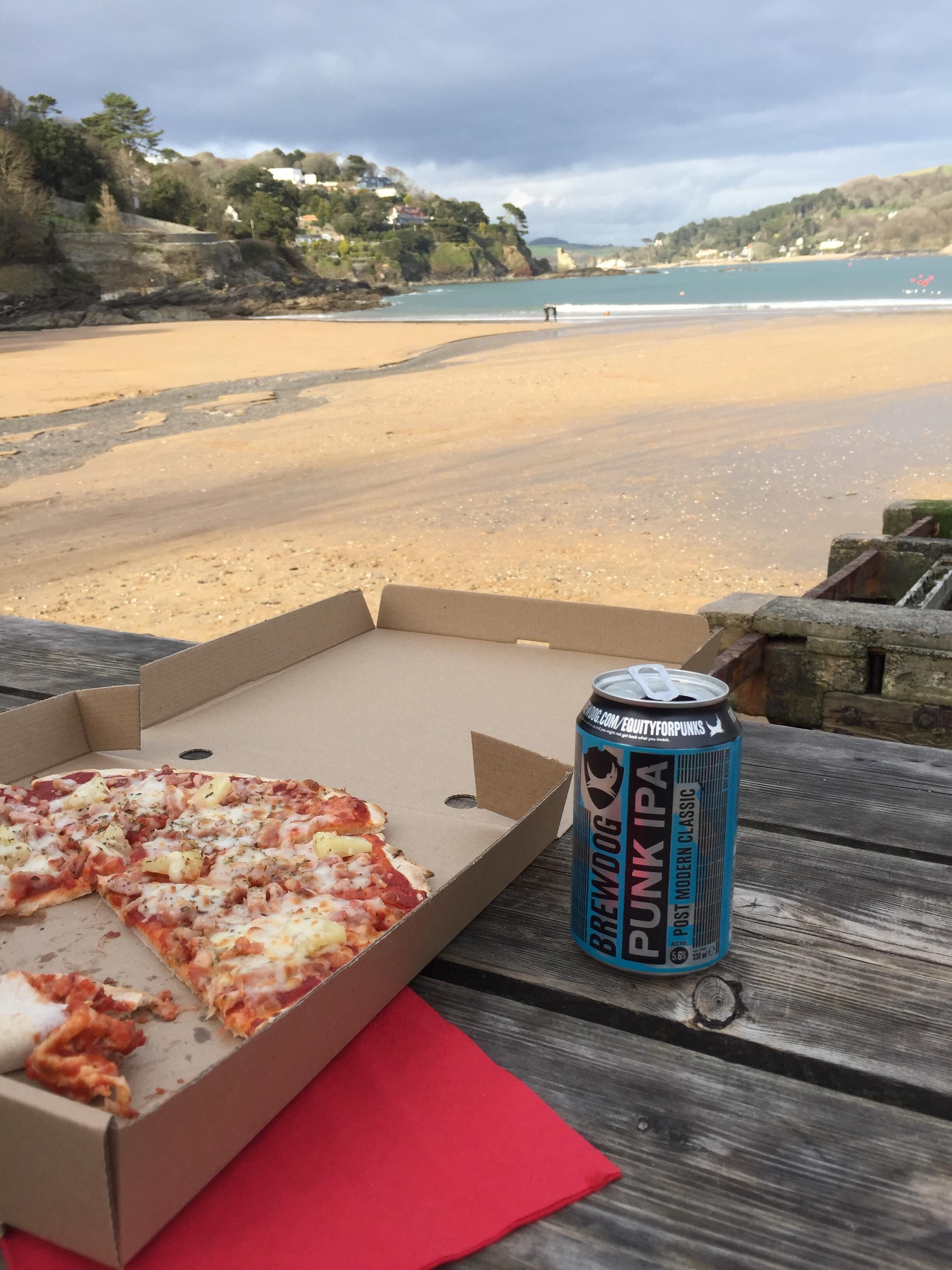 Pizza at Bo's Beach Cafe during Summer months! South Sands