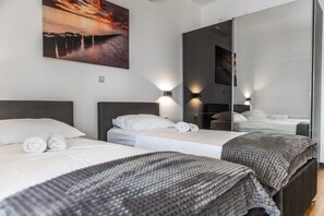 6 quartos, Wi-Fi, roupa de cama
