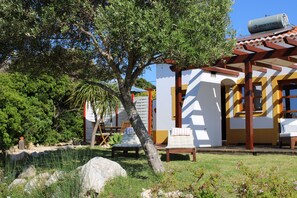 Property grounds - cottage / beach (vila do bispo)