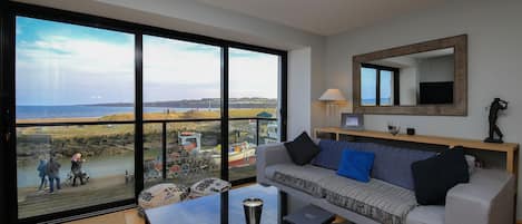 Téléviseur connecté, foyer