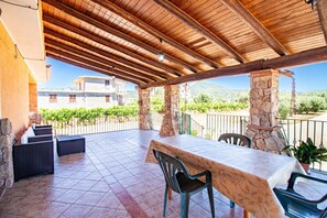 Outdoor dining - Sa Ingia by All4sardinia (Cardedu)