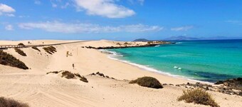 Spacious Family Villa, Private Heated Swimming Pool & Superfast Fibre Internet