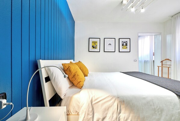 1 bedroom, desk, soundproofing, iron/ironing board
