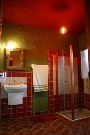 مناشف، صابون، ورق حمّام