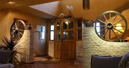 Casa Rural Eras de Pantrillar (alquiler íntegro) para 10 personas
