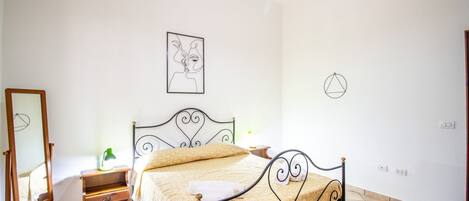 1 quarto, acesso à internet
