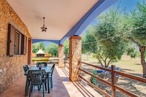 Outdoor dining - Sa Sermenta by All4sardinia  (Cardedu)