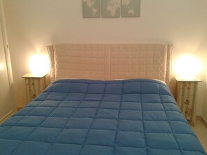 1 多间卧室、客房内保险箱、熨斗/熨衣板、旅行婴儿床