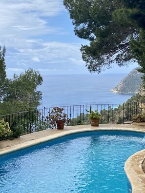 Pool - Stunning ocean views (Ibiza)