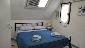 2 bedrooms, iron/ironing board, free WiFi, bed sheets - Calaverde - Santa Margherita di Pula house with garden 200 meters from the sea (Santa Margherita di Pula)