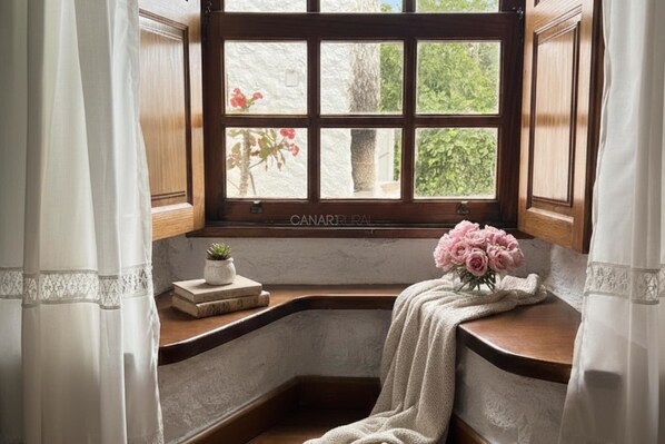 Interior - Charming Rural House Las Perez in Tenerife South: Scenic Accommodation (Granadilla de Abona)