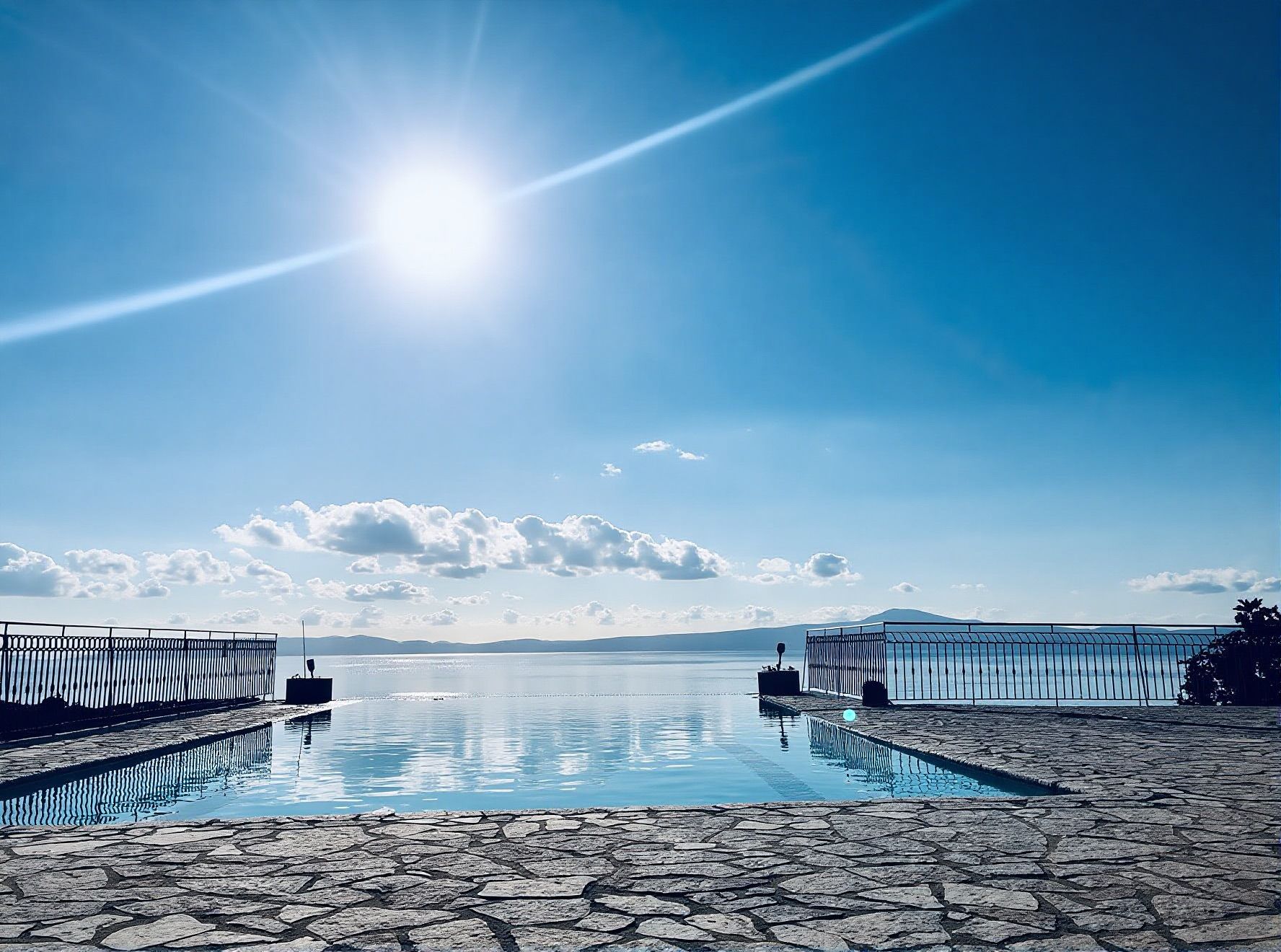 Infinity pool