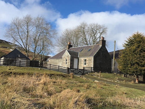 Cosy rural retreat in the beautiful Yarrow Valley